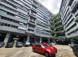 Carros Centre (D25), Factory #614482511